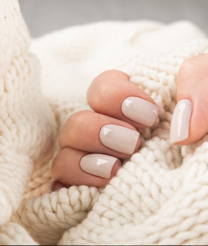 Chic Creamy Oat Milk Nail Style