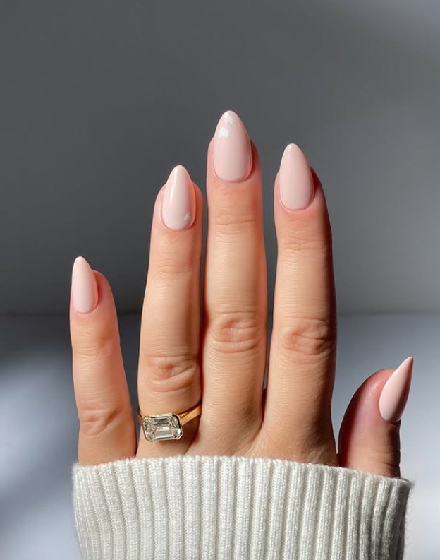 Elegant Soft Pink Almond Nail Design