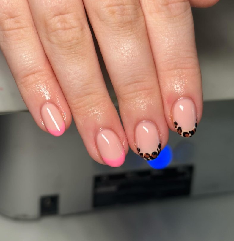 Trendy Neon and Leopard French Tips