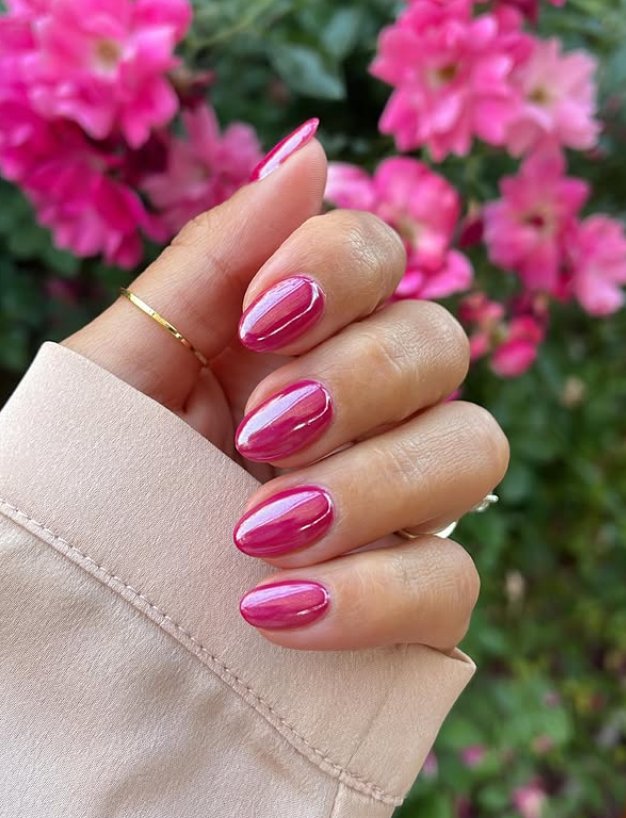 Vibrant Pink Chrome Glow