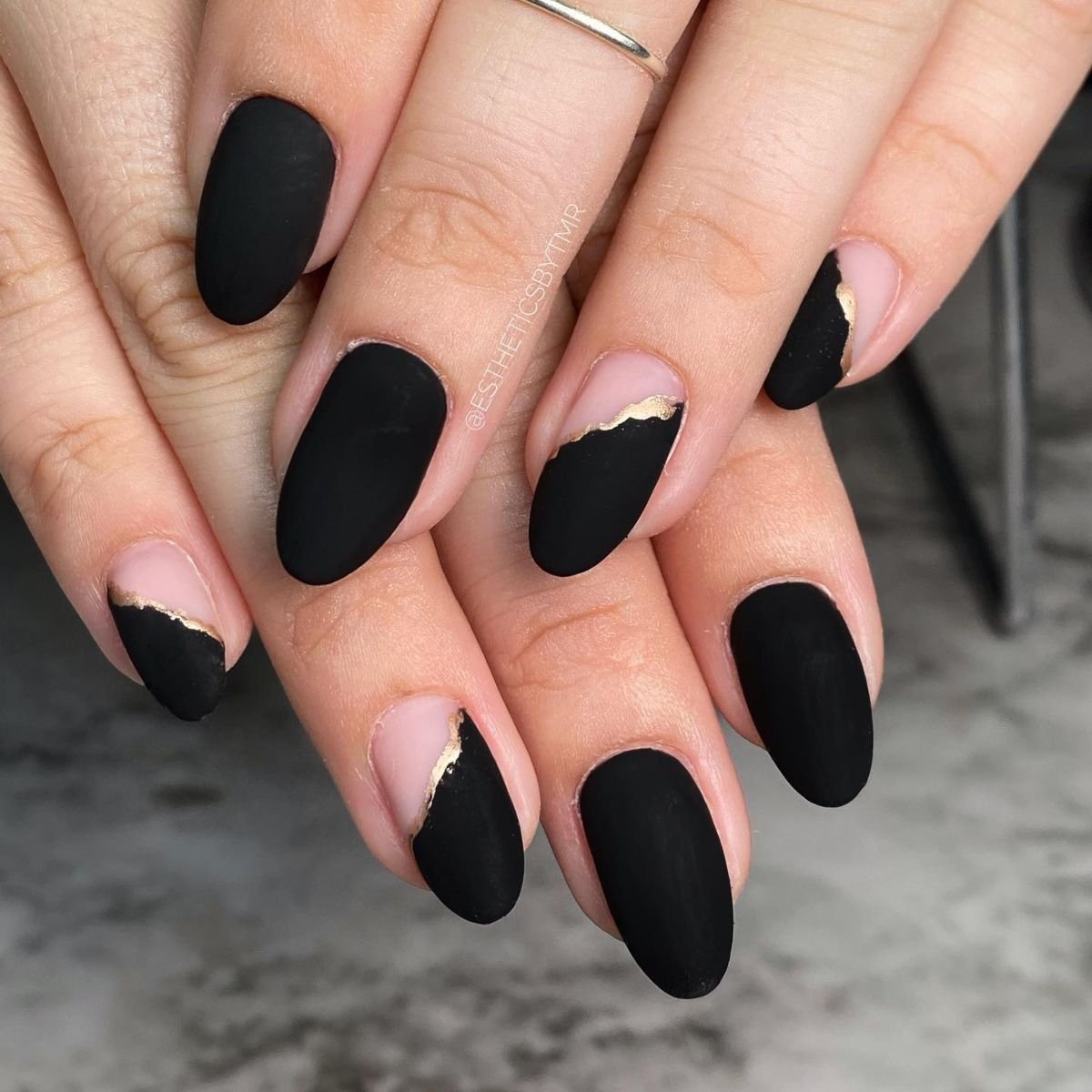 Black and Gold Manicure