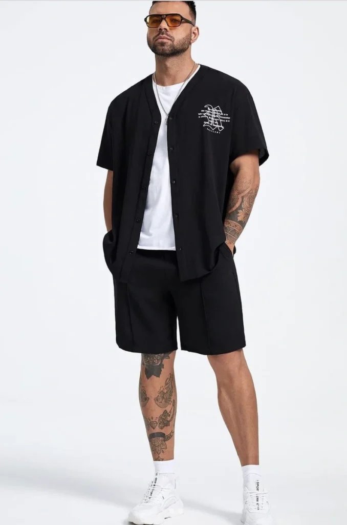 Black Shorts Outfit Idea
