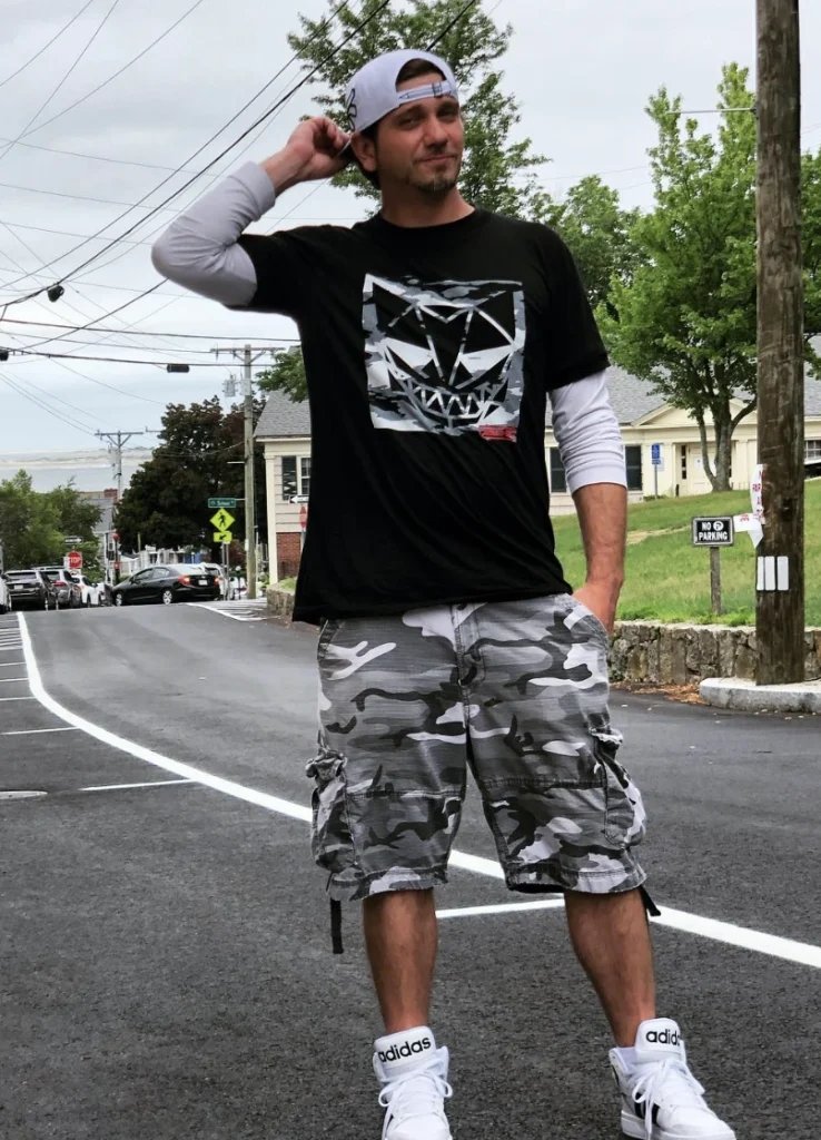 Camo Shorts Outfit Idea