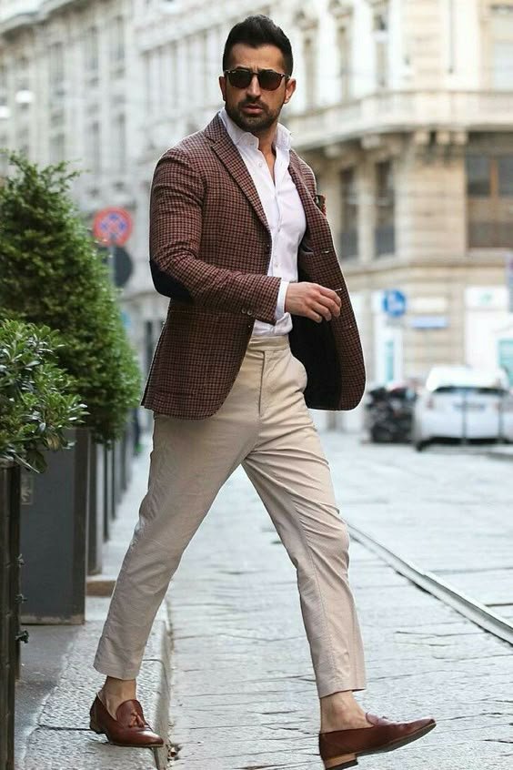 Casual Yet Sophisticated Style