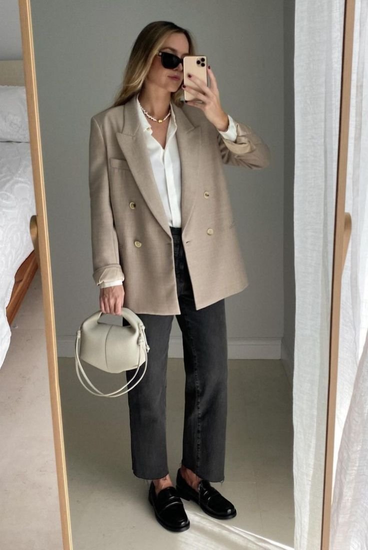 Chic Black Pants and Blazer