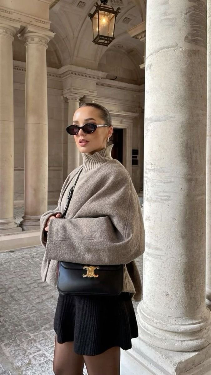 Chic Oversized Turtleneck Ensemble
