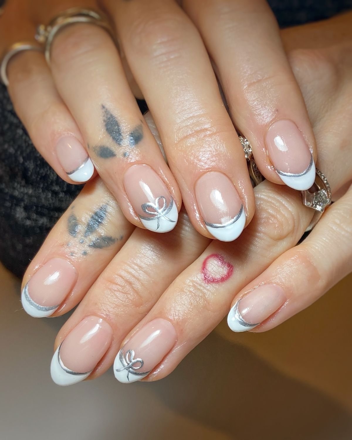 Metallic Ribbon Manicure
