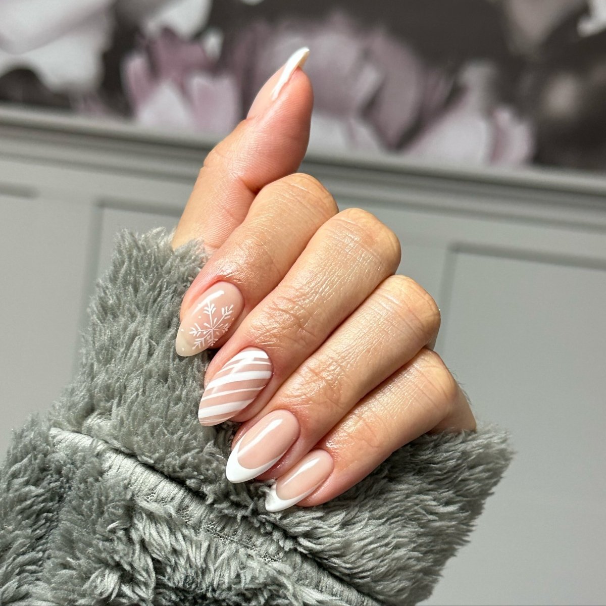 Neutral Pink Nail Design