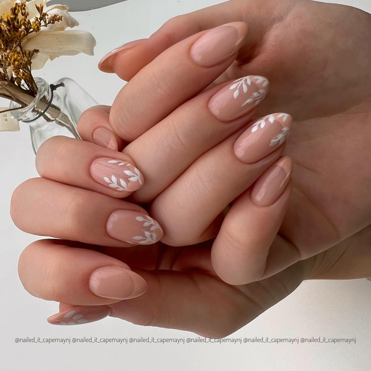 Nude Floral Manicure Style