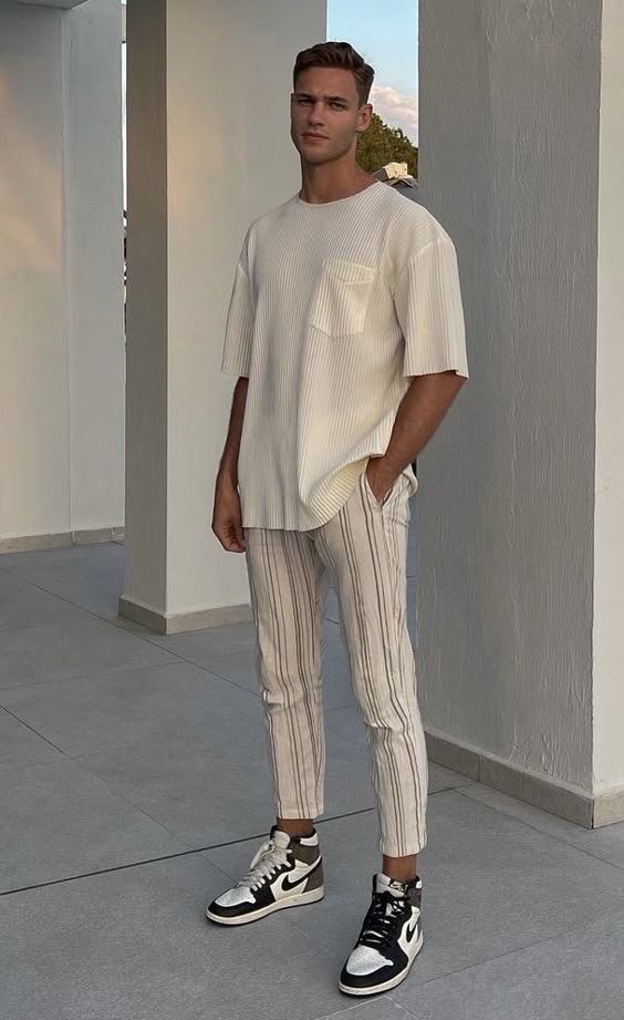 Sporty Stripes with Elegance