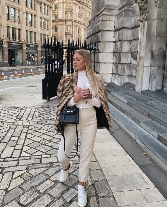 Urban Chic Essentials