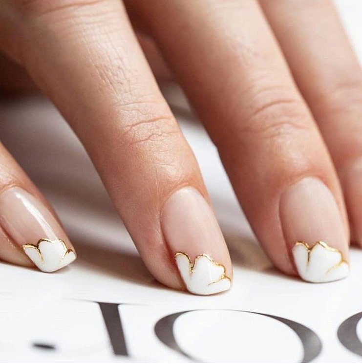 White and Gold Manicure