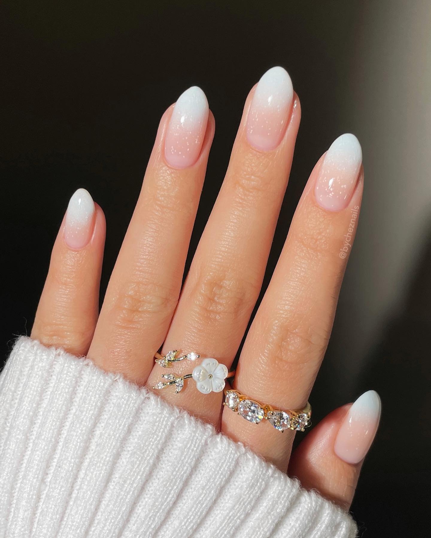 Winter Sparkly Gradient Nails