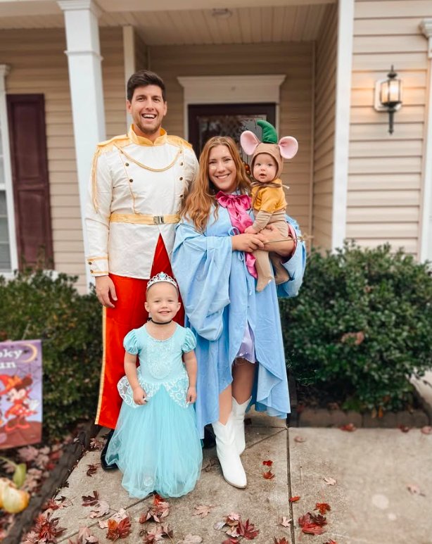 Cinderella Family Costumes with Baby Mouse Character