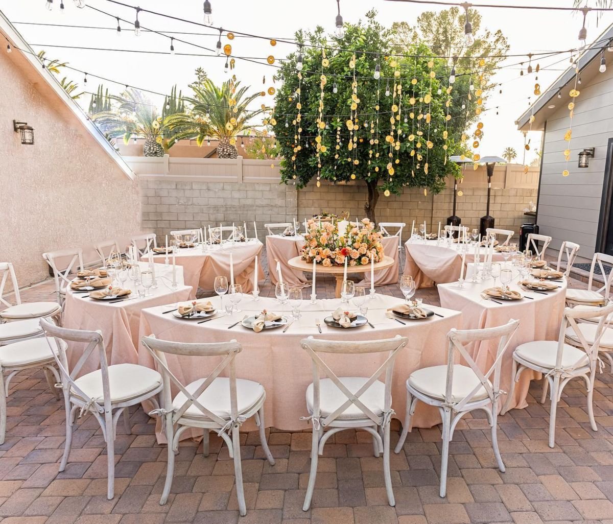 Circular Dinner Setup