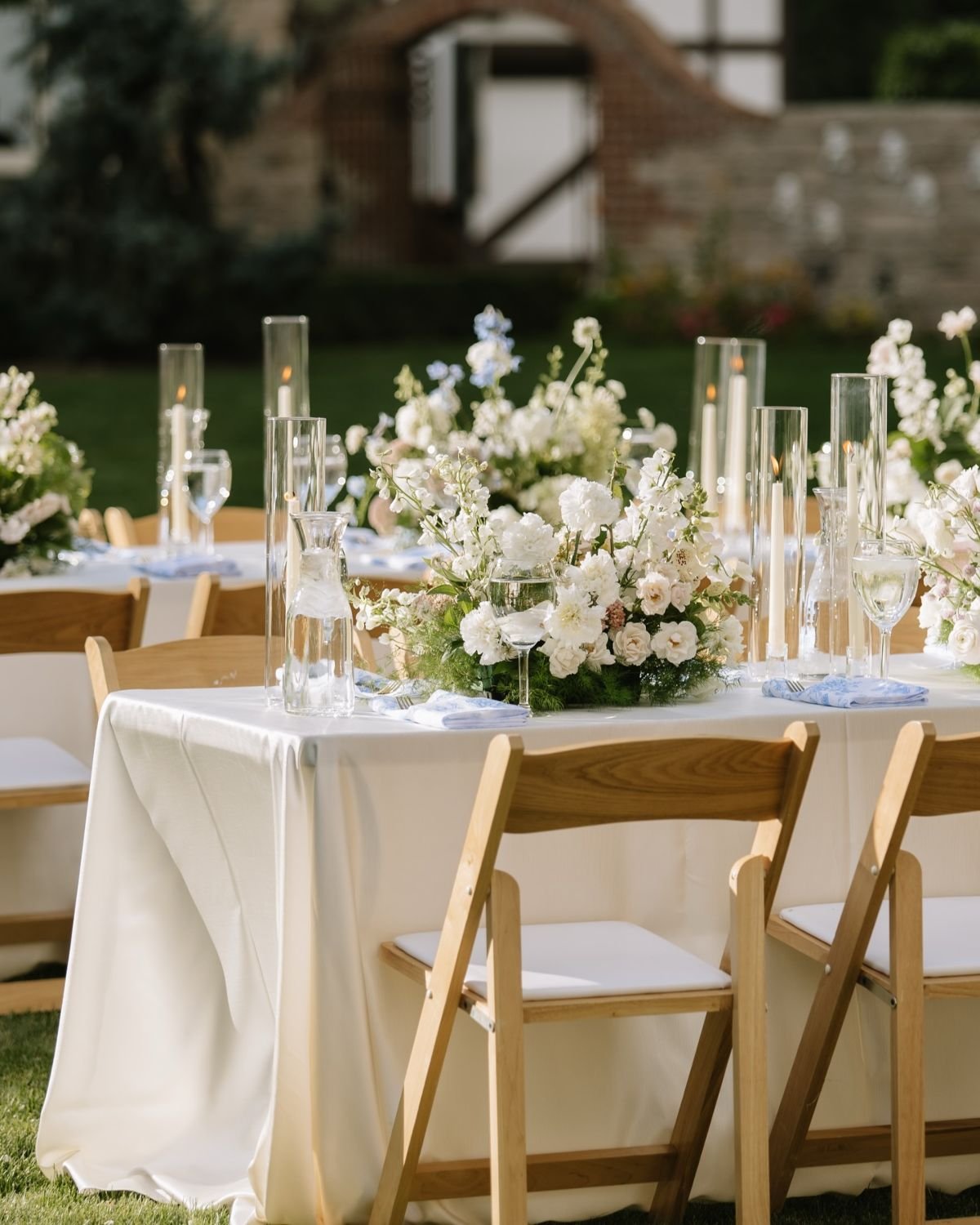 Elegant Backyard Tablescape