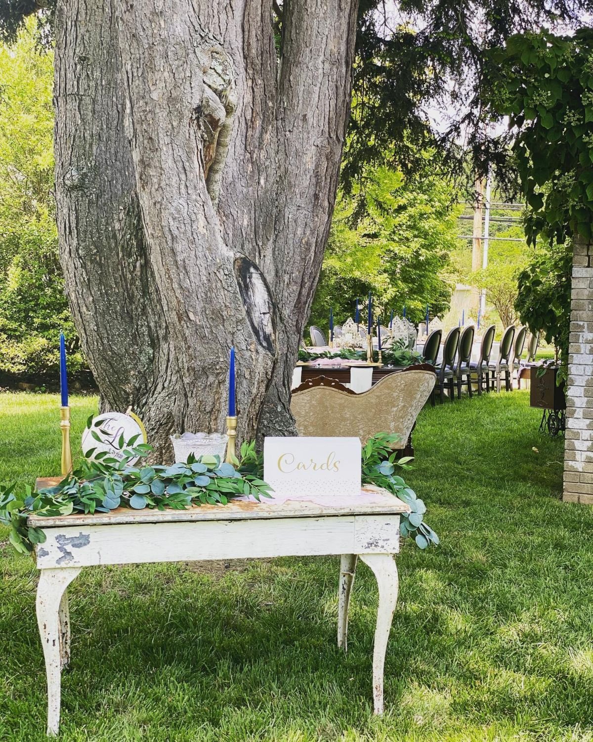 Entrance Table Decor