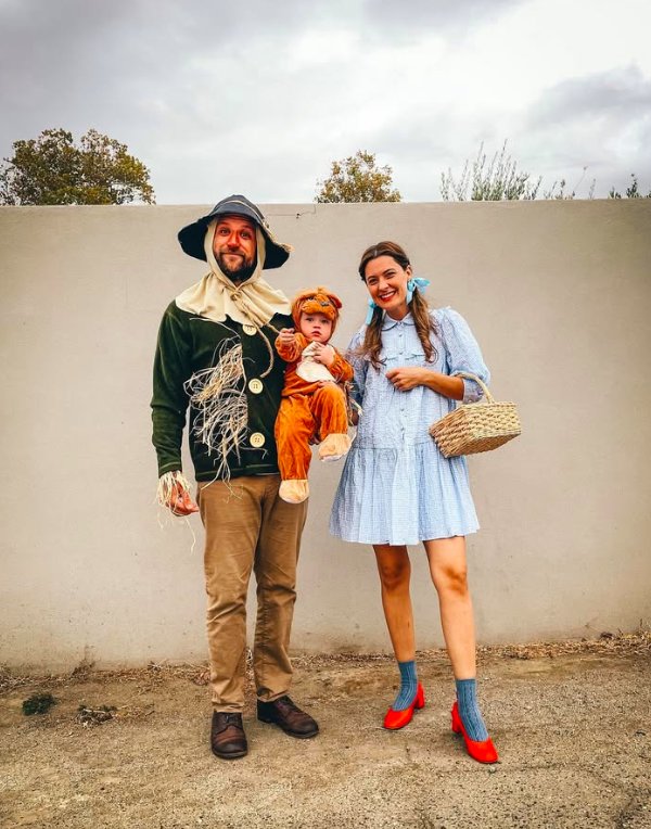 Family Wizard of Oz Costumes
