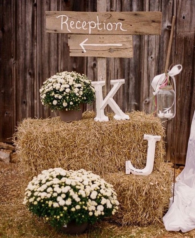 Hay Bale Decorations