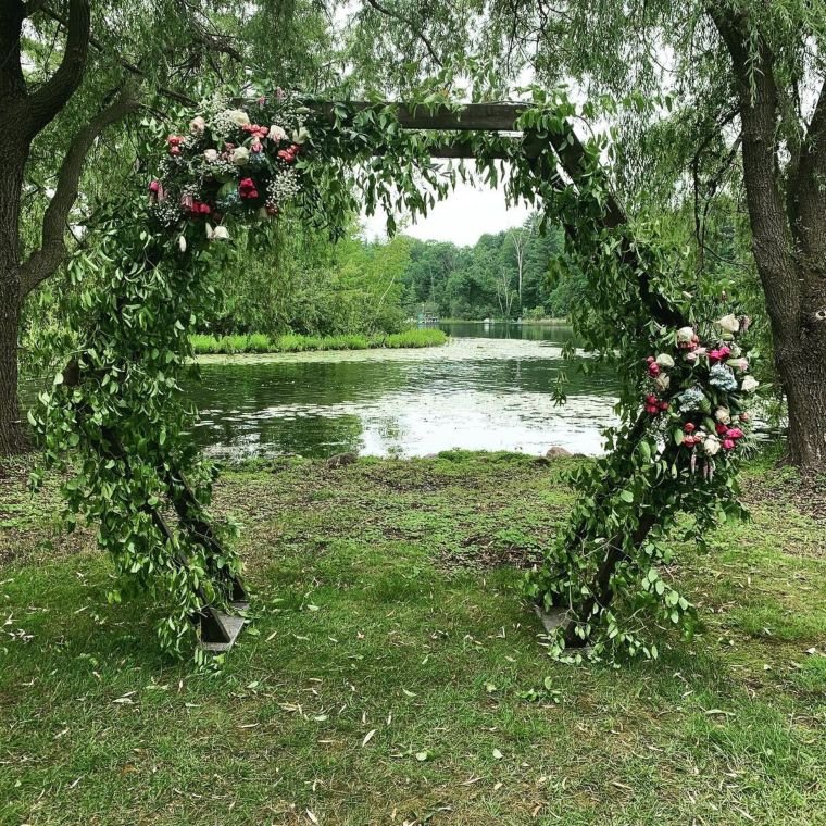 Hexagonal Foliage Arch