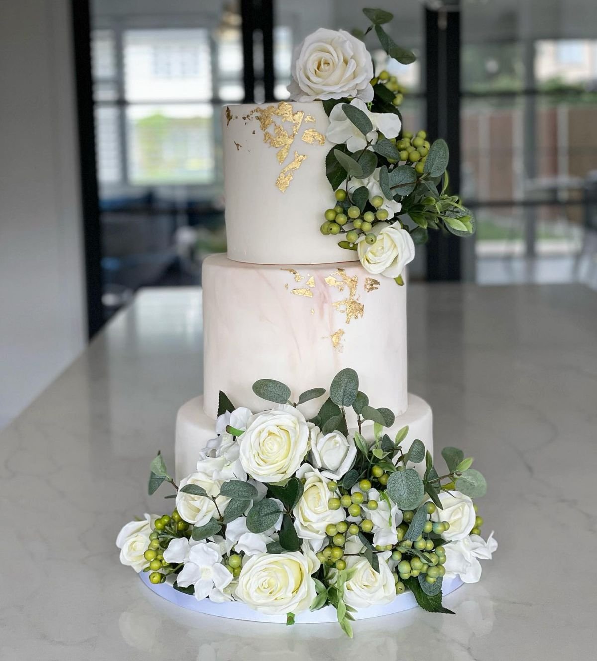 Marble Textured Cake Decor