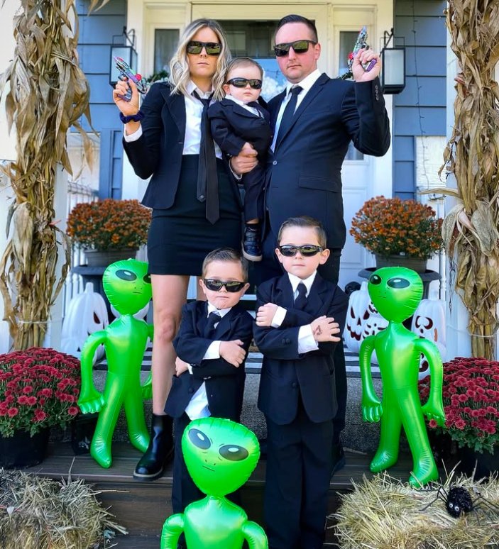 Men in Black Family Costume with Black Suits and Sunglasses