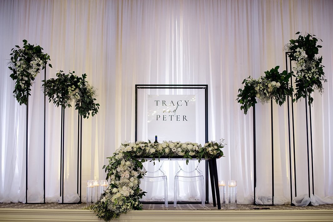 Minimalist Black and White Decor