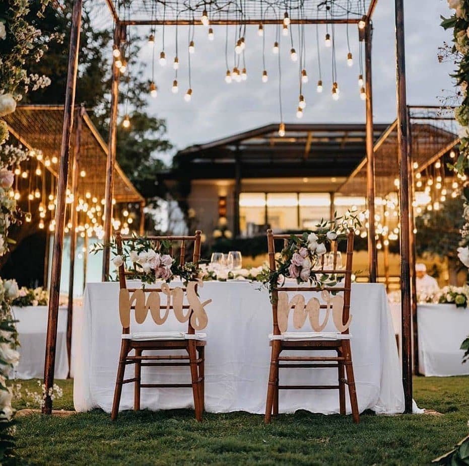 Outdoor Wedding Table Decor