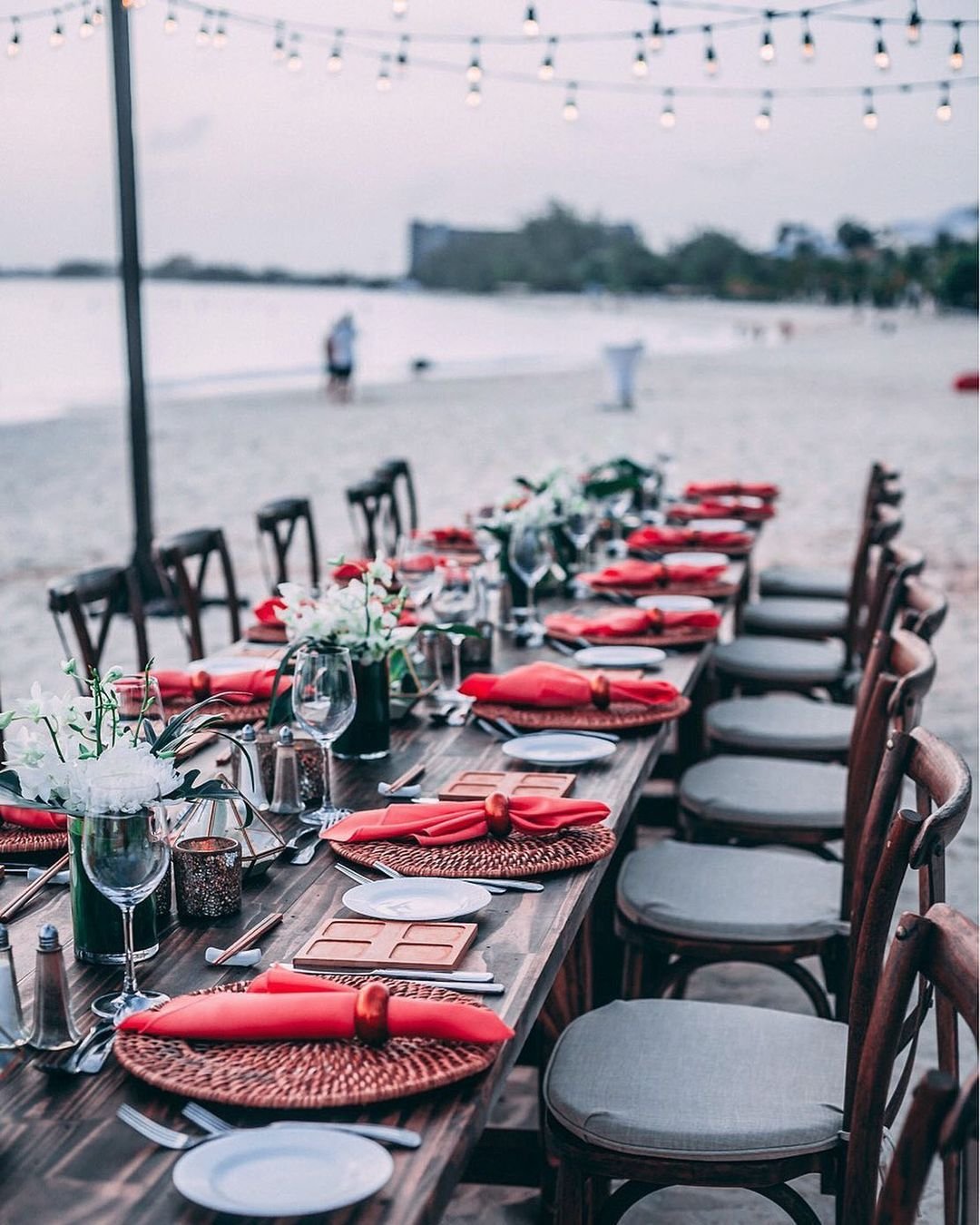 Red Napkins and Rings
