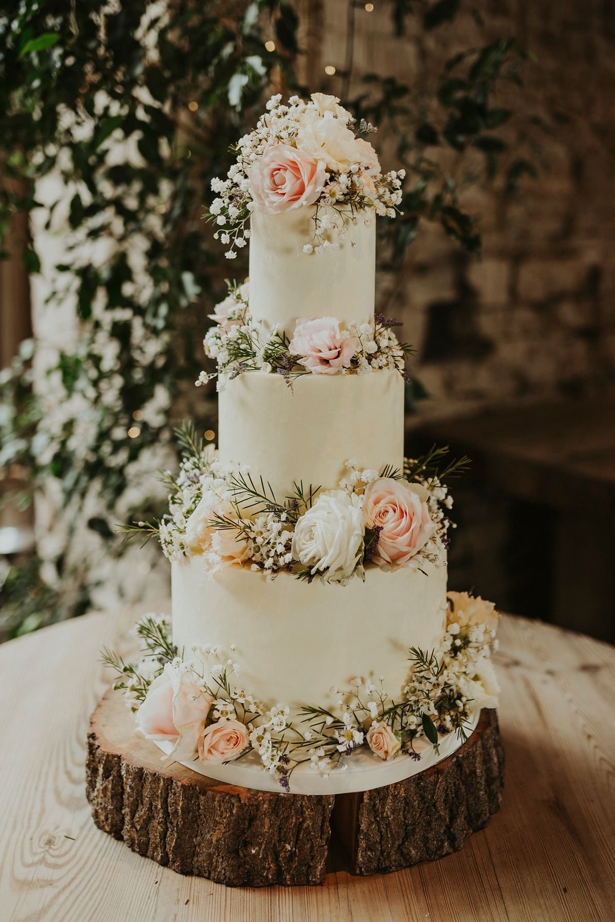Rustic Elegance Wedding Cake