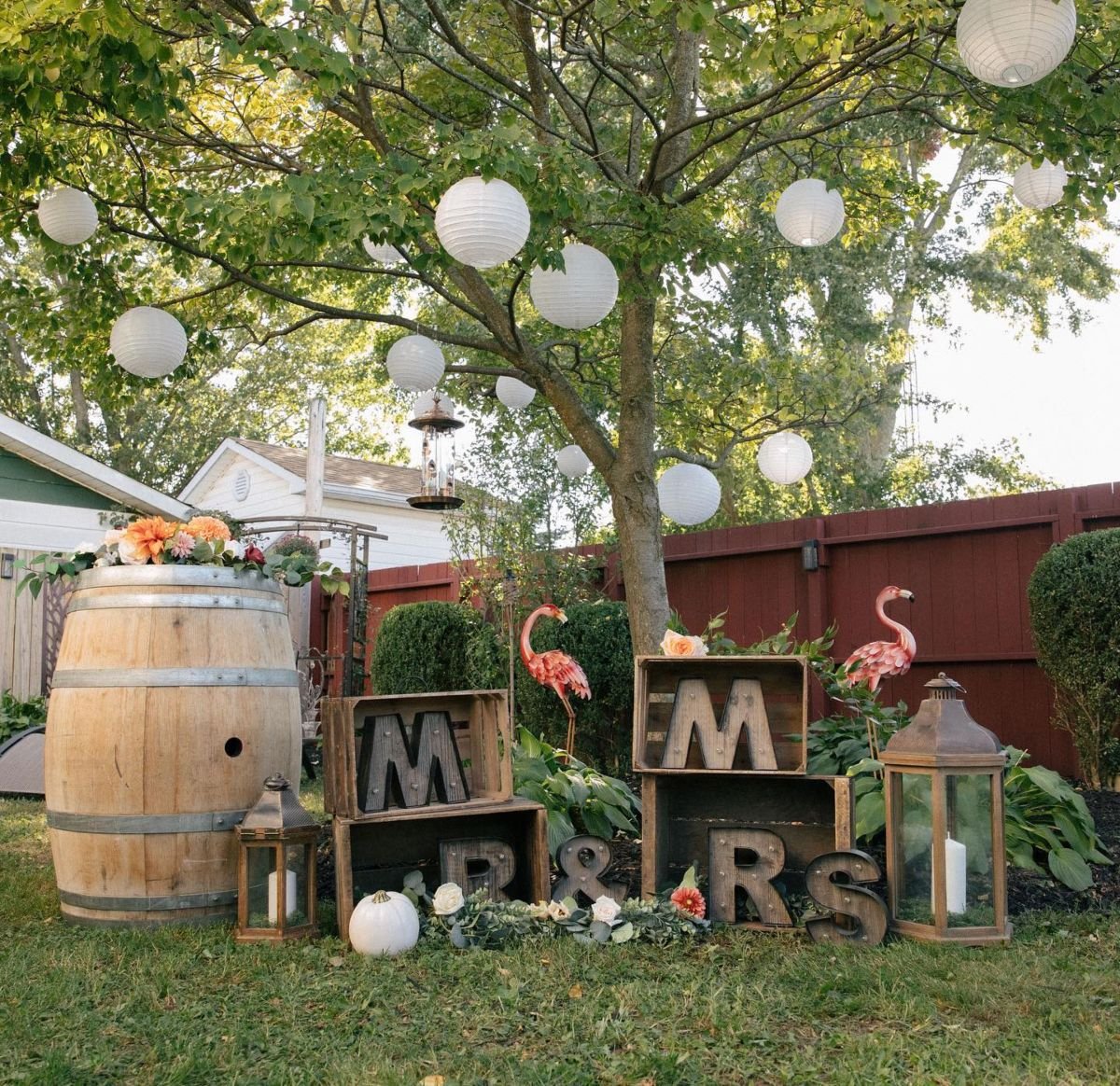 Rustic Mr & Mrs Display