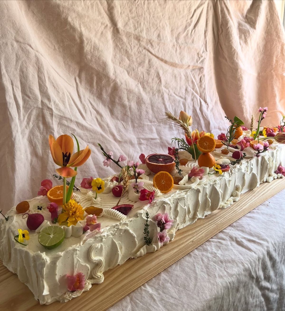 Rustic Wedding Cake Setup