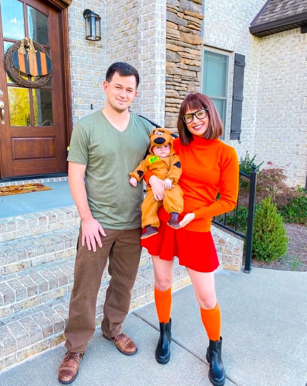 Scooby Doo Family Costumes with Baby