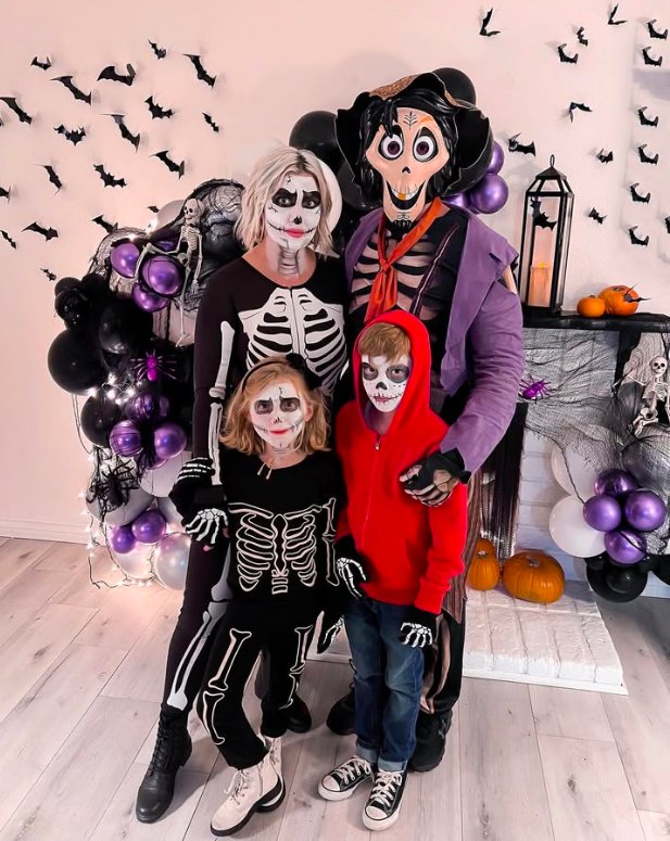 Skeleton Family Costumes with Skull Face Paint