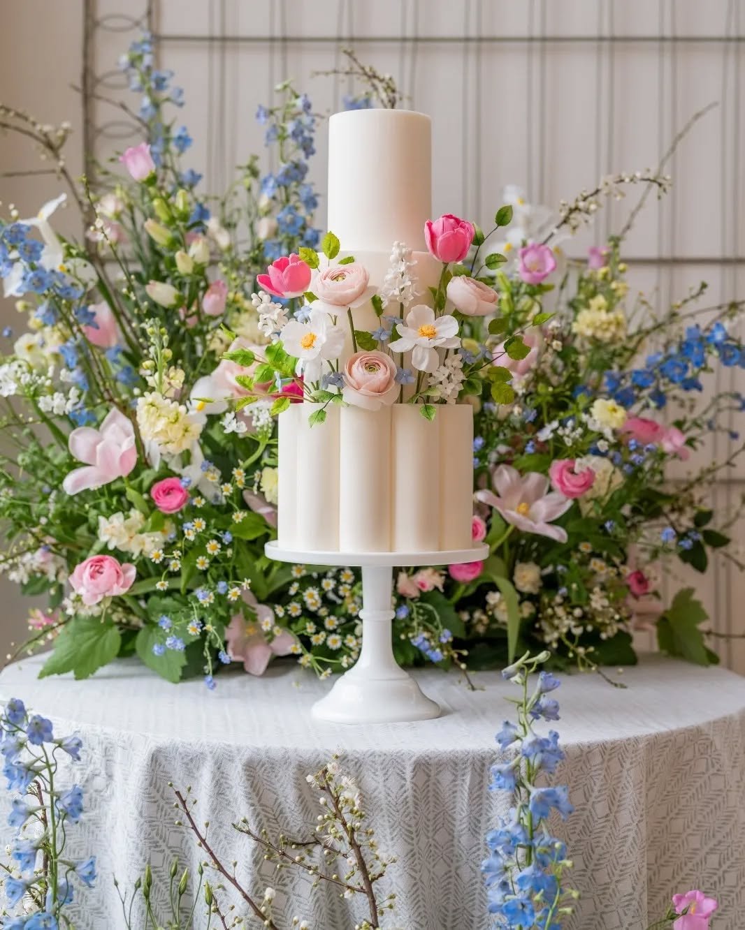 Spring Floral Cake Display
