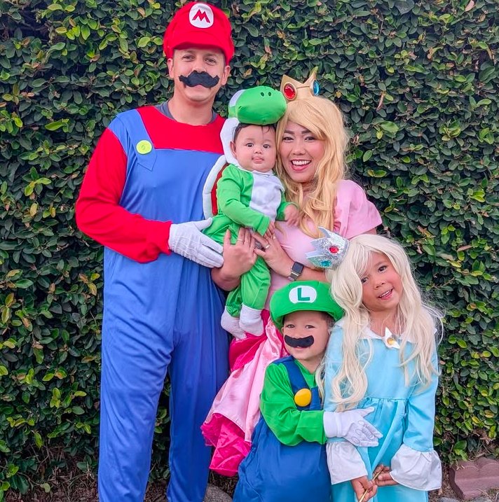 Super Mario Family Costumes with Baby Yoshi
