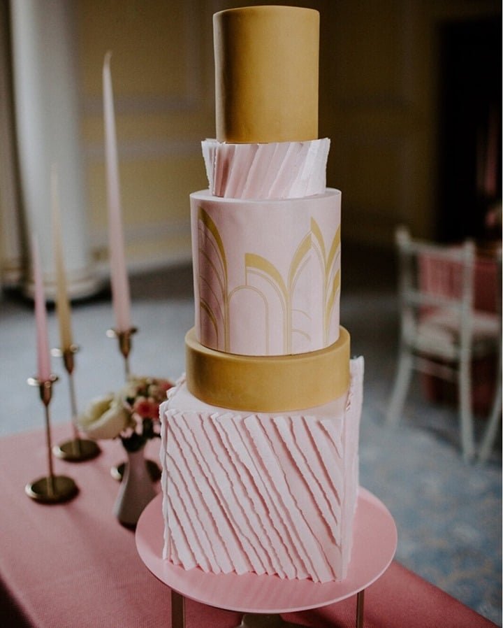 Wallpaper-Inspired Cake Design