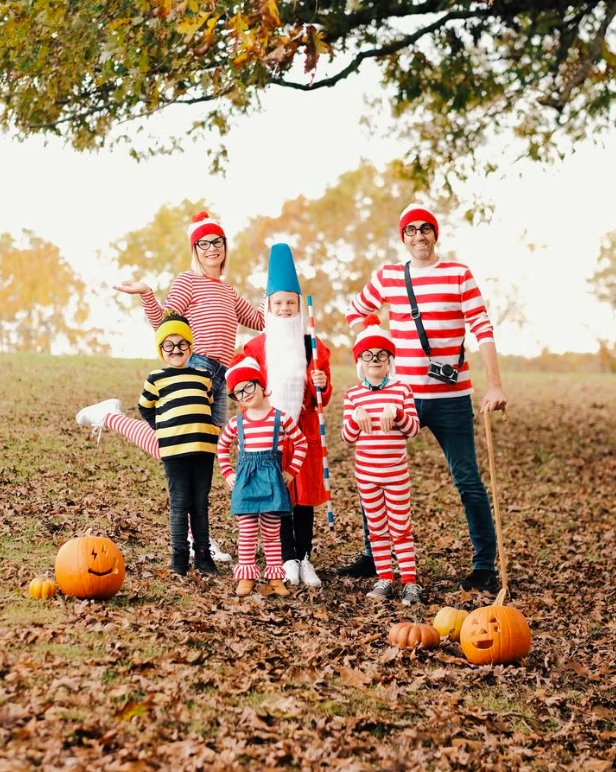 Where's Waldo Family Group Costume