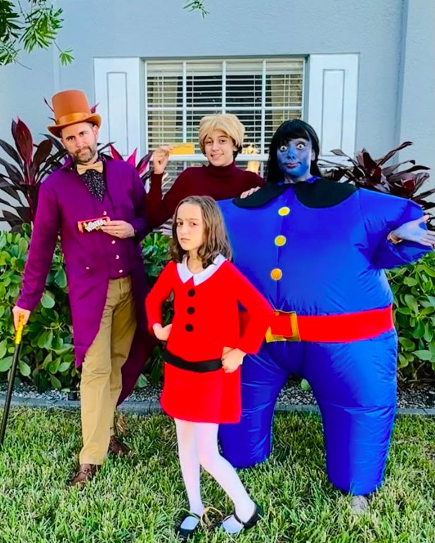 Willy Wonka Family Costumes