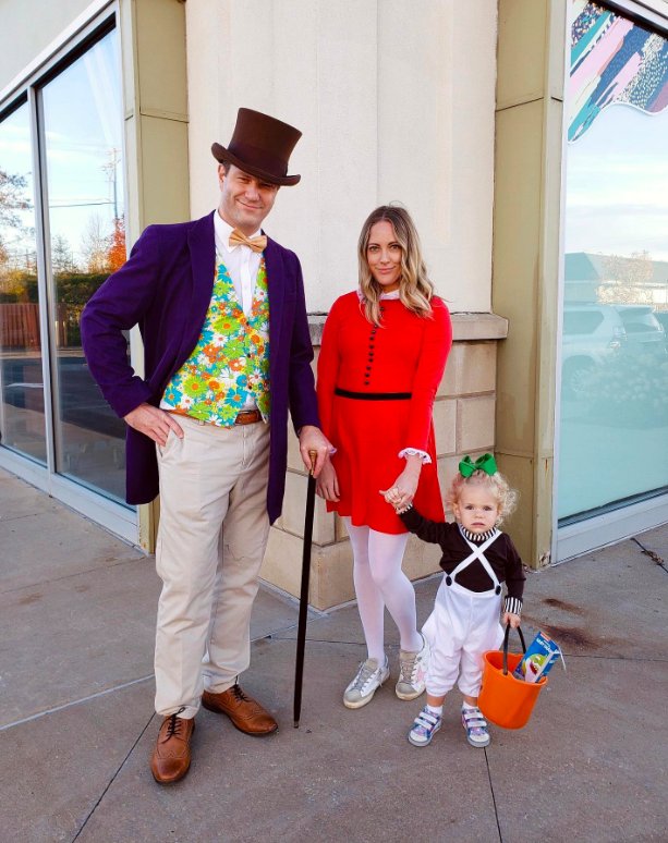 Willy Wonka Family Costumes with Toddler Oompa Loompa