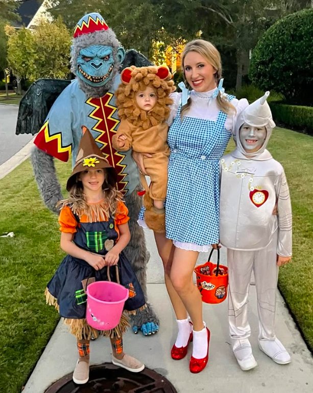 Wizard of Oz Character Costumes for Five