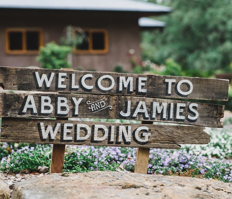 Wooden Welcome Sign Stencil