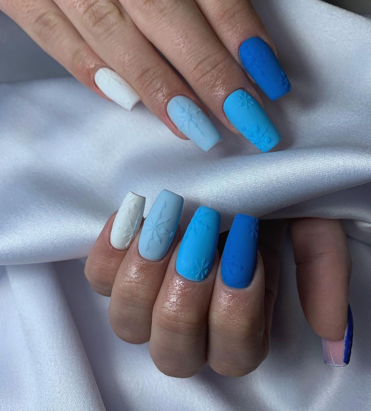 Blue Snowflake Nails