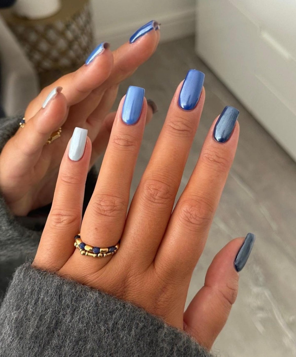 Blue Winter Nails
