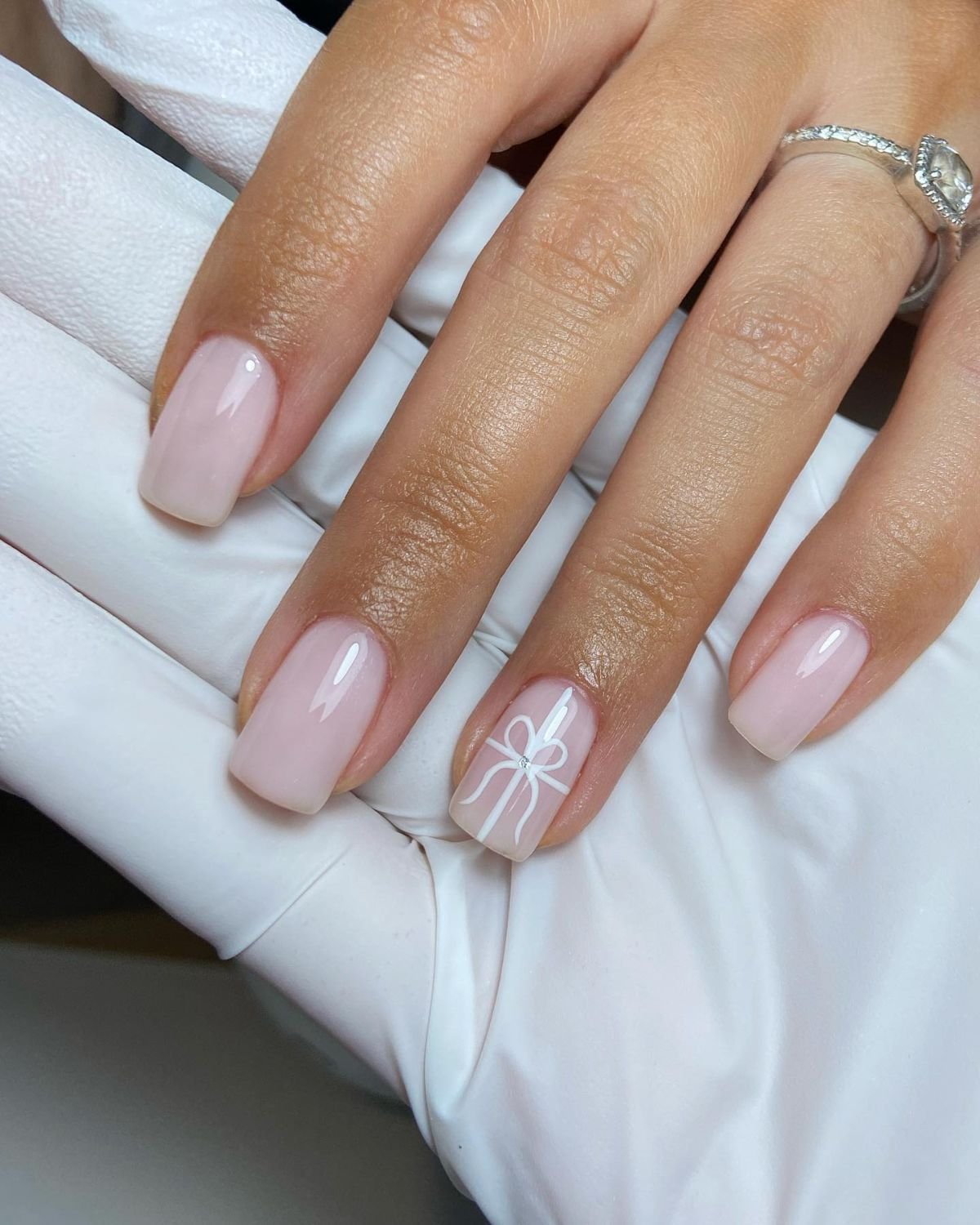 Nude Bow Nails