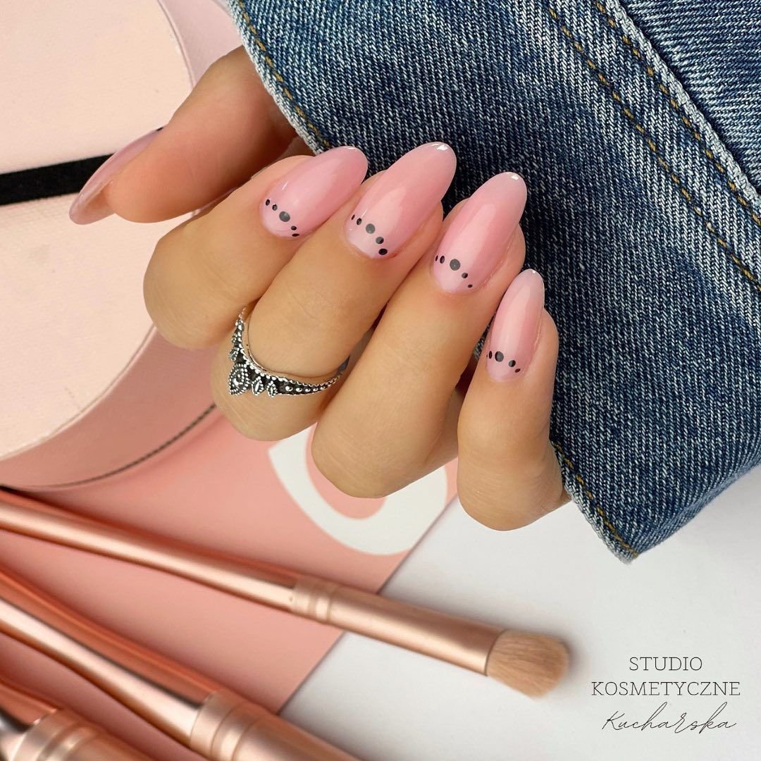 Pink Dotted Nails