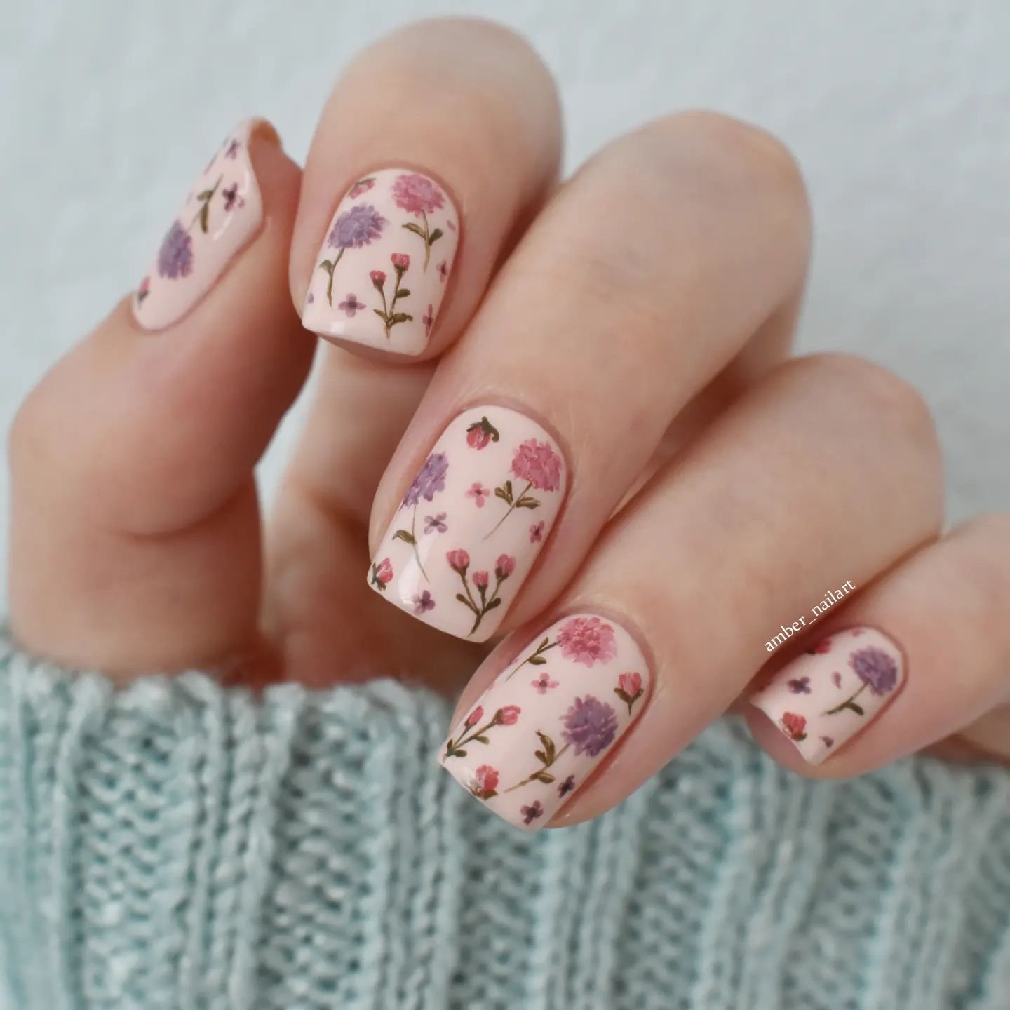 Puff Flower Nails