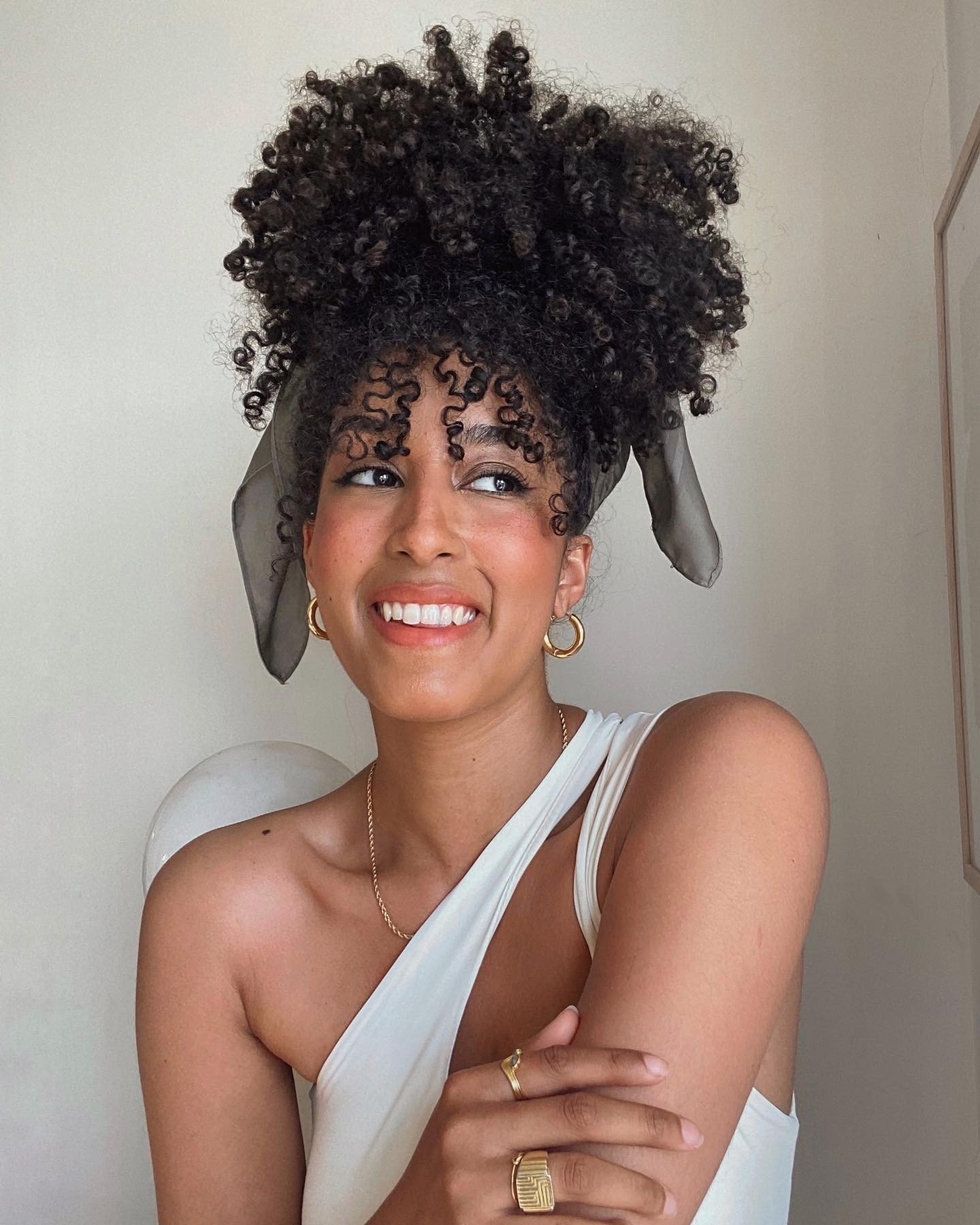 Curly Cocktail Ponytail