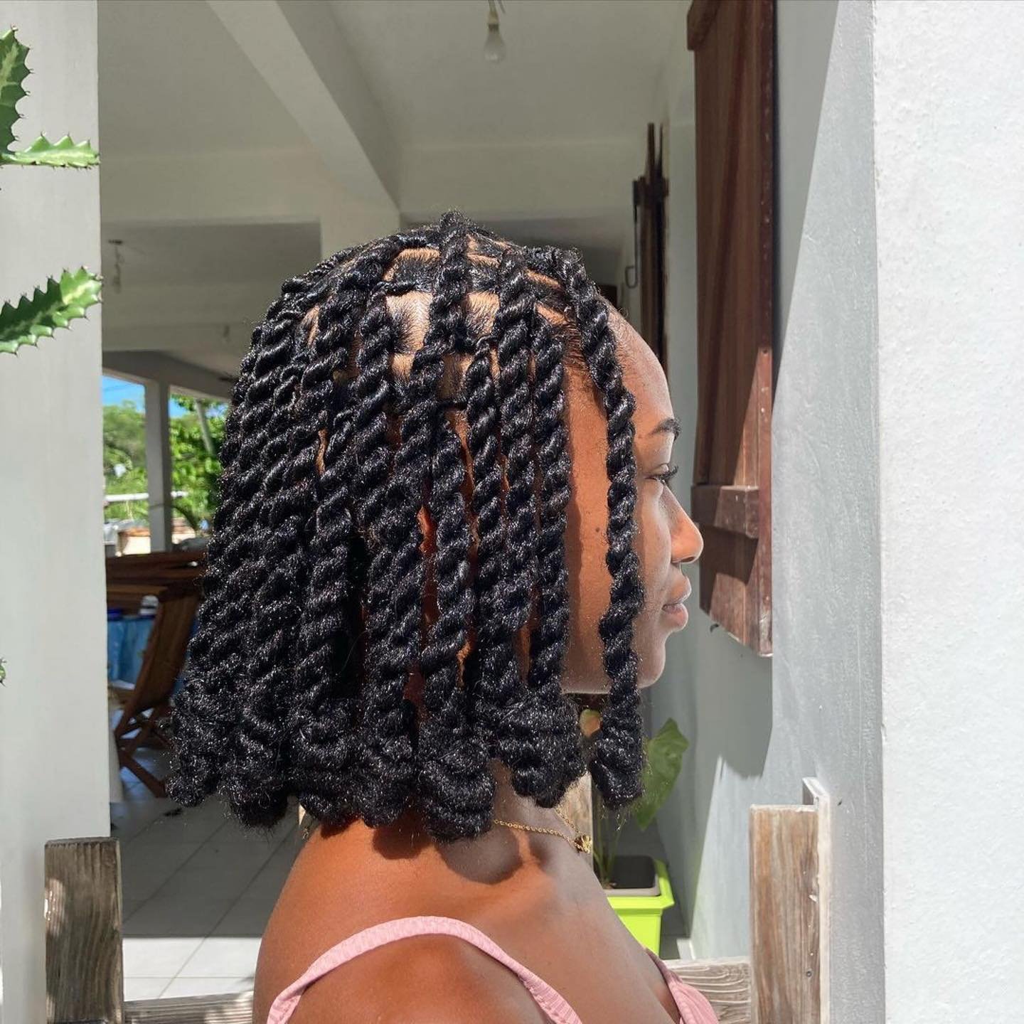Invisible Loc Twists