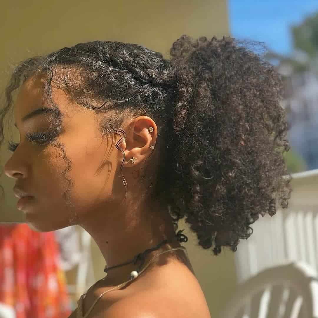 Medium Curly Ponytail